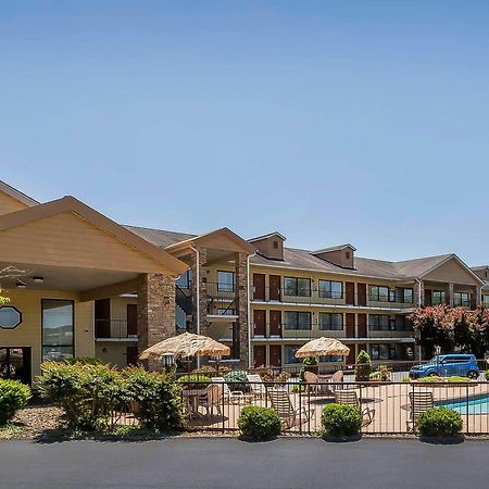 Quality Inn & Suites Sevierville - Pigeon Forge מראה חיצוני תמונה