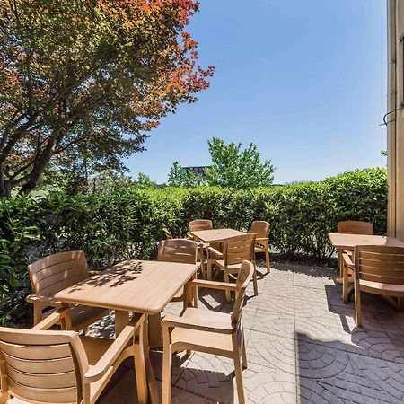 Quality Inn & Suites Sevierville - Pigeon Forge מראה חיצוני תמונה