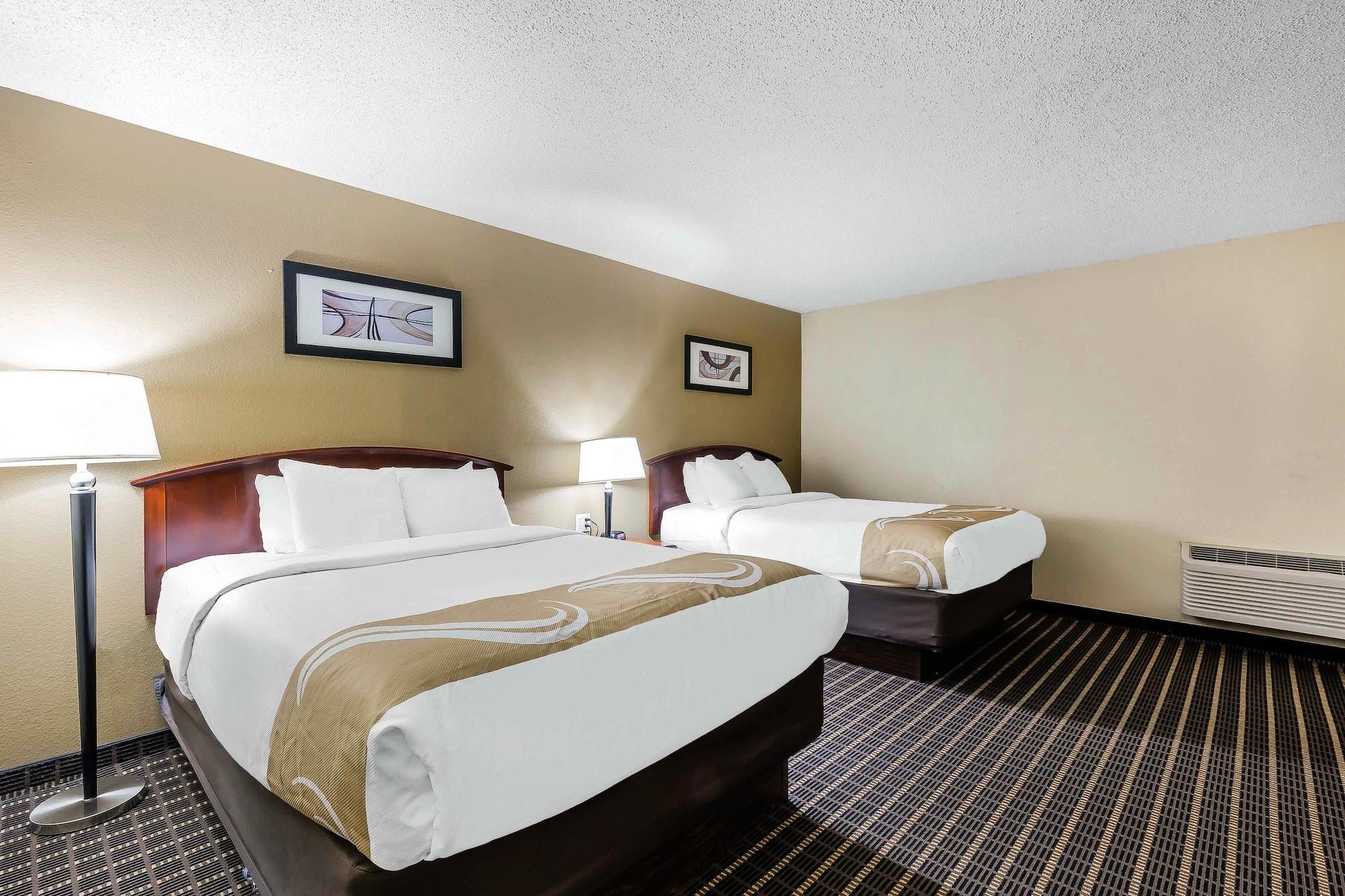 Quality Inn & Suites Sevierville - Pigeon Forge מראה חיצוני תמונה