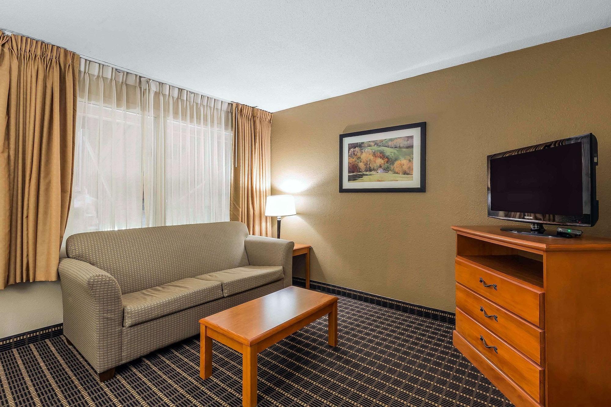 Quality Inn & Suites Sevierville - Pigeon Forge מראה חיצוני תמונה