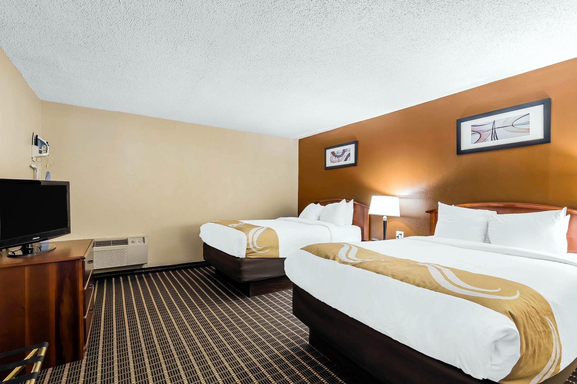 Quality Inn & Suites Sevierville - Pigeon Forge מראה חיצוני תמונה