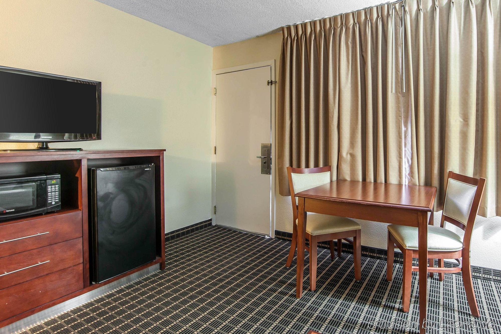 Quality Inn & Suites Sevierville - Pigeon Forge מראה חיצוני תמונה