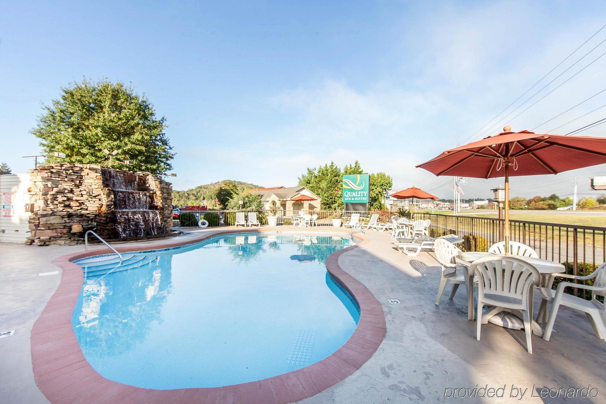 Quality Inn & Suites Sevierville - Pigeon Forge מראה חיצוני תמונה