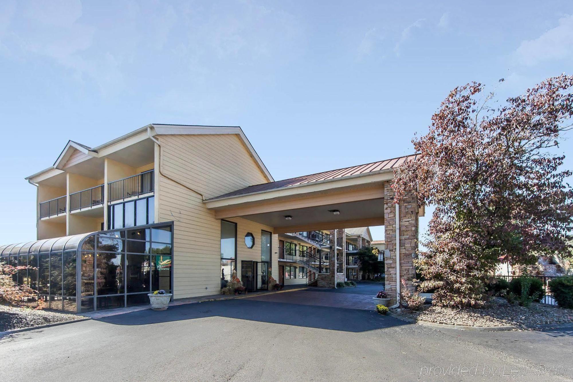 Quality Inn & Suites Sevierville - Pigeon Forge מראה חיצוני תמונה