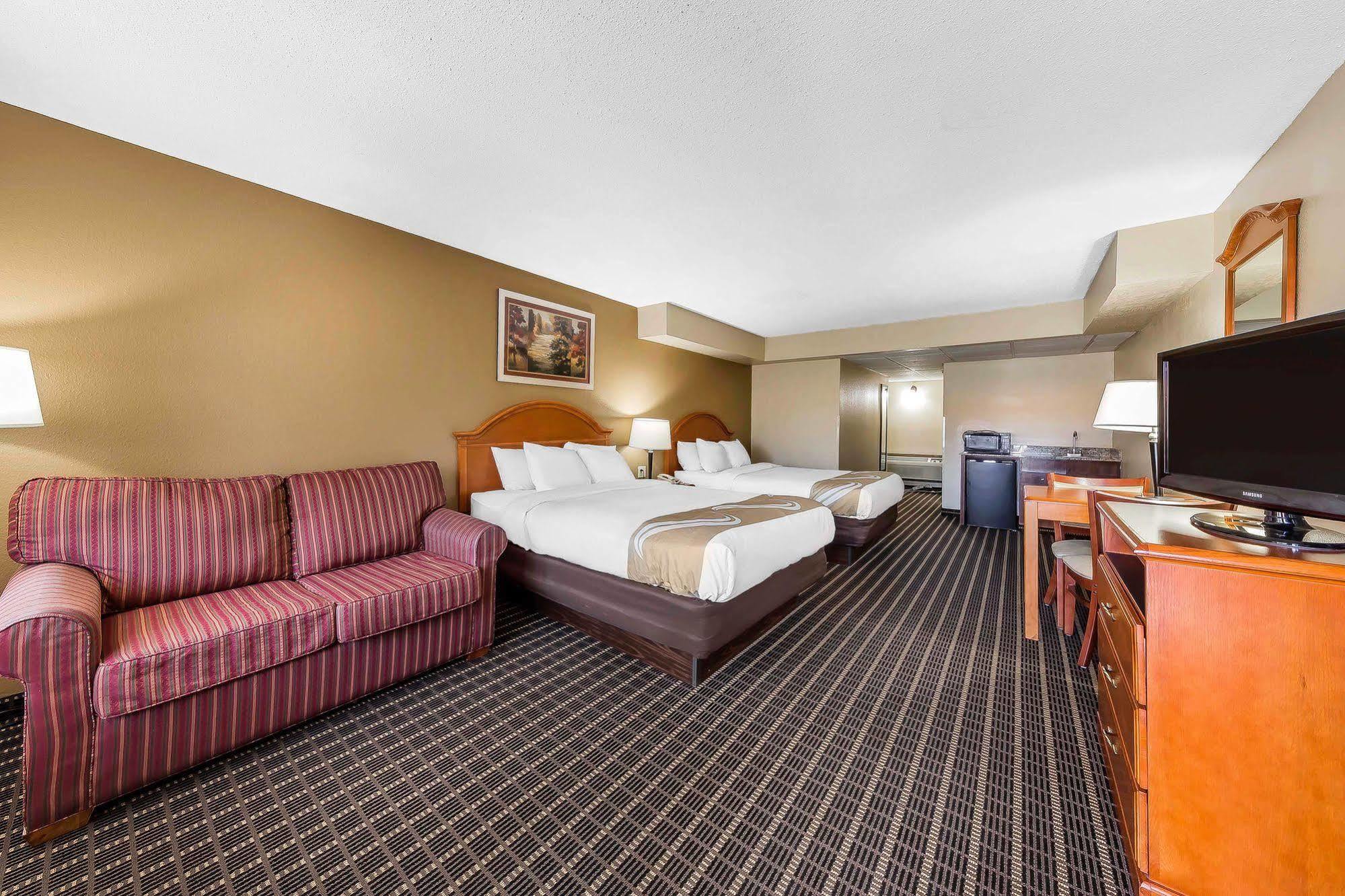 Quality Inn & Suites Sevierville - Pigeon Forge מראה חיצוני תמונה